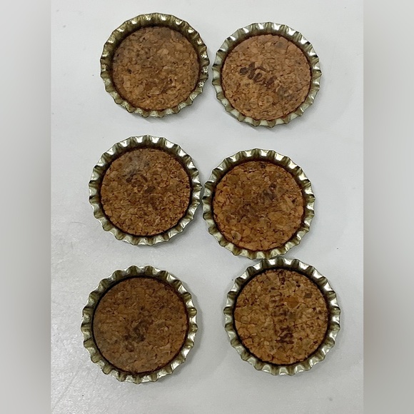 Antique Unused Cork Lined NESBITT’S ORANGE DRINK Soda Bottle Caps (lot of 6) - Picture 4 of 8
